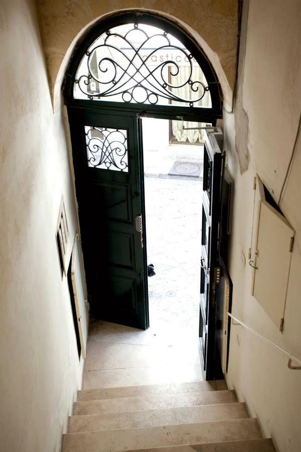Balivo'S House B&B Lecce Exterior photo